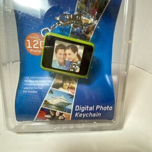 Y2K Coby Digital Photo Keychain DP-151 Holds Up to 60 Photos White Sealed NEW